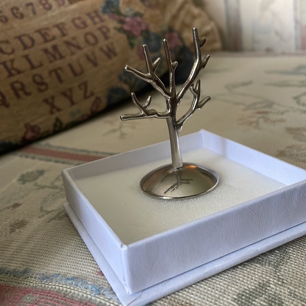Silver ring tree for vintage jewelry - Picture 2 of 6